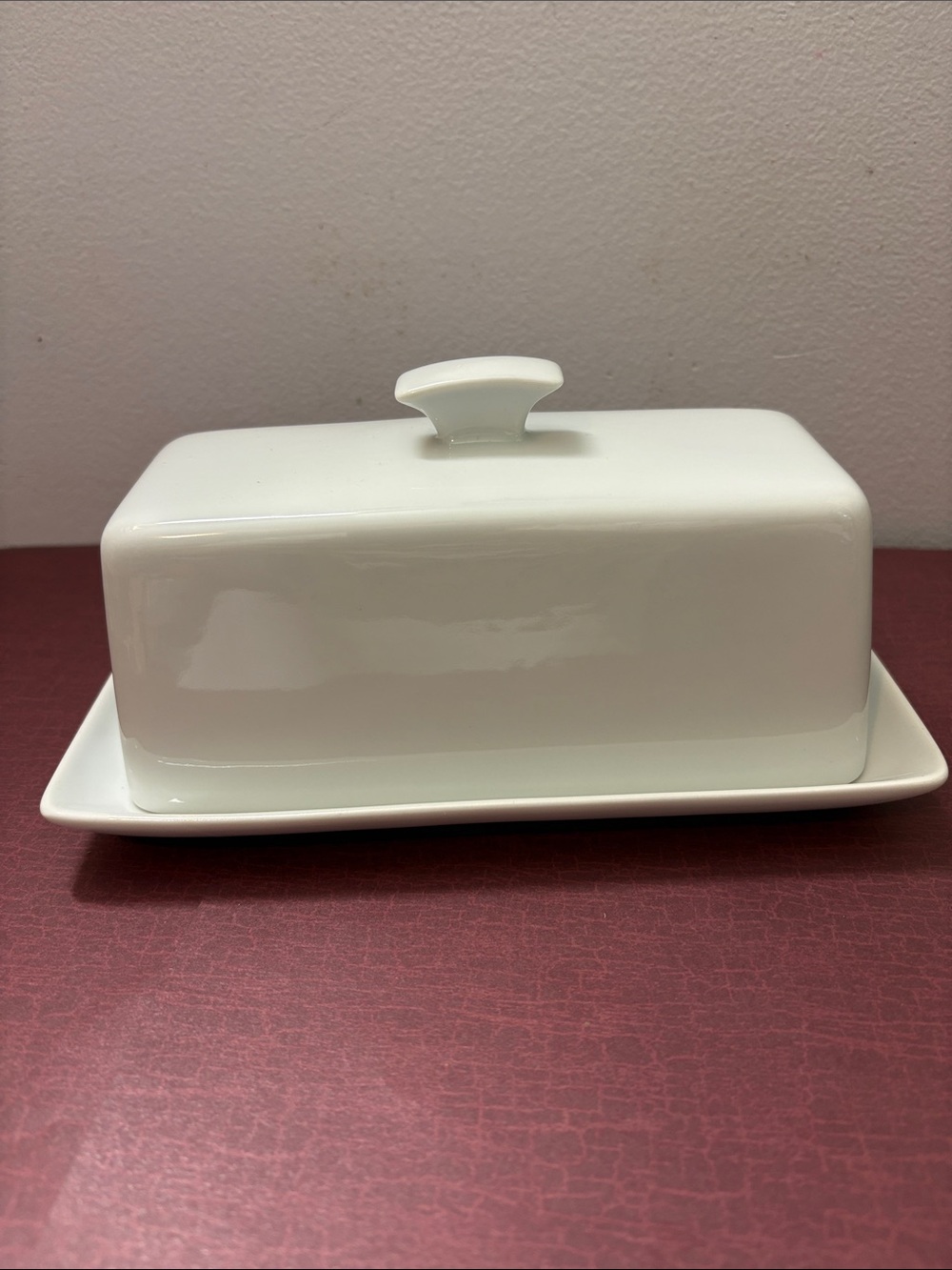 White Ceramic Butter Dish with Lid - Classic Home Dining